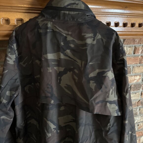 Old Navy Men’s Dark Green Camo Jacket Size Large Built In Hood - Picture 4 of 9